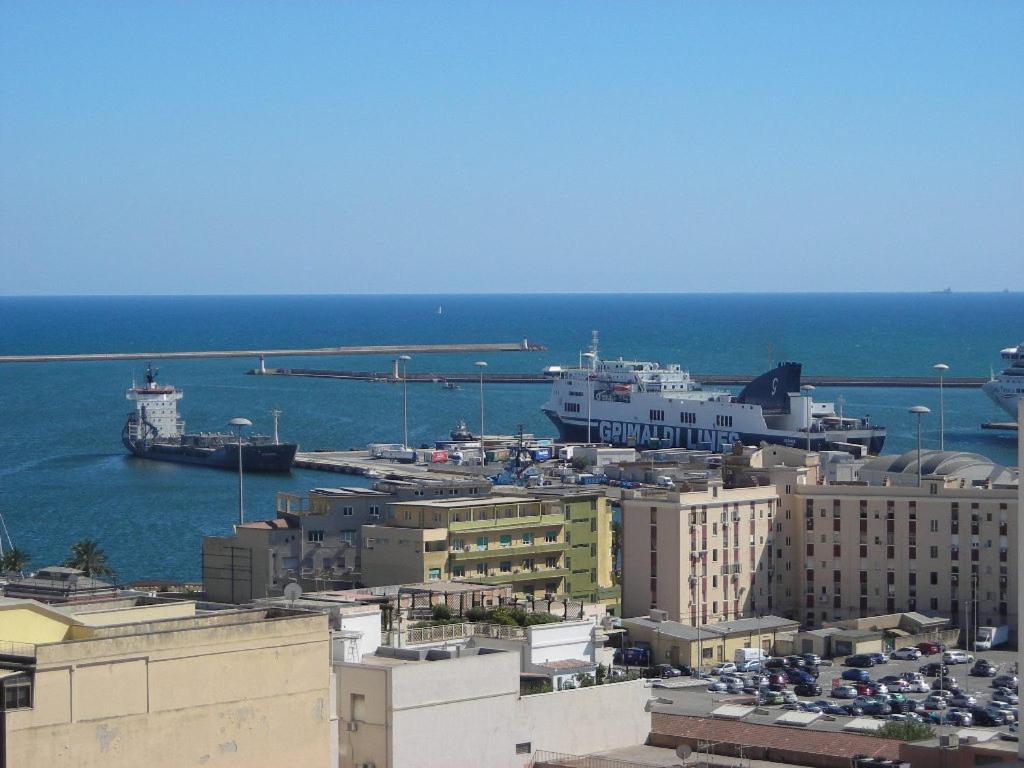 Appartamento Panoramico Cagliari, I Tre Grilli, Centro Екстер'єр фото